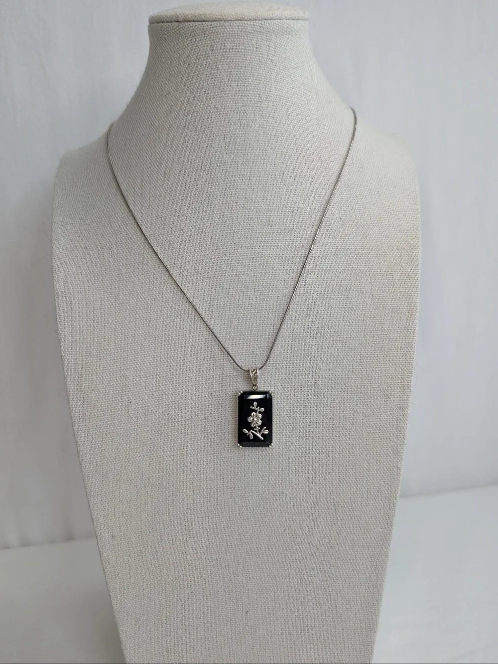 VTG 925 Sterling Silver Black Onyx Flower Pendant Rectangle Necklace Fine Jewelr